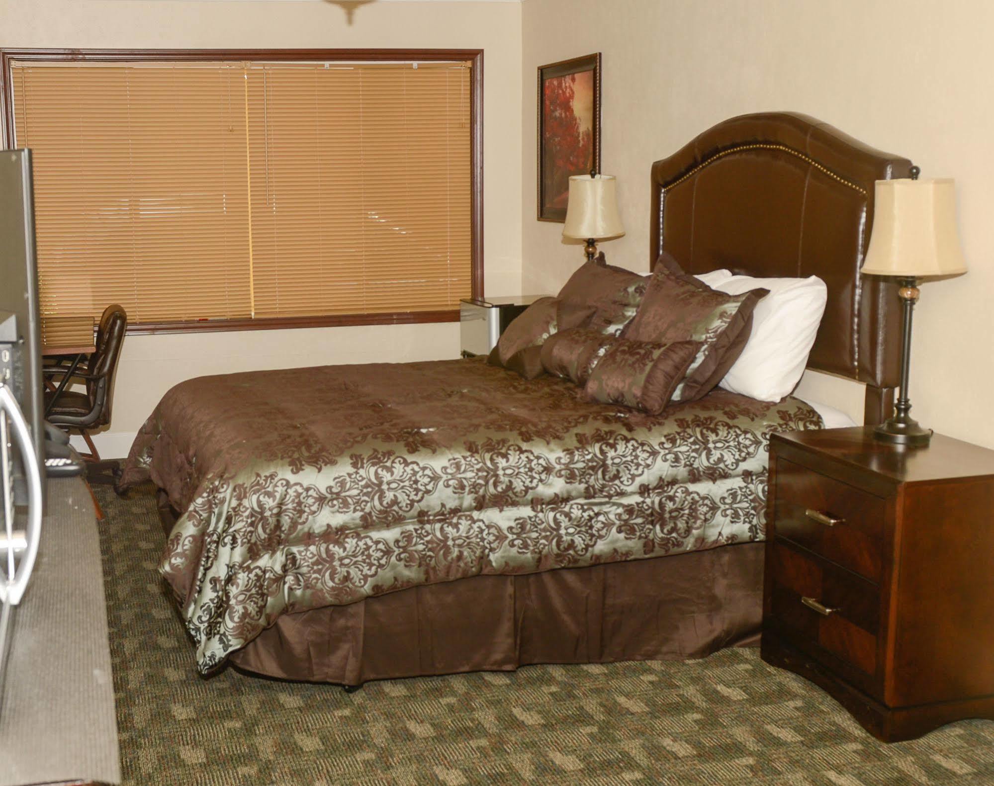 נורת' בנד City Center Motel מראה חיצוני תמונה